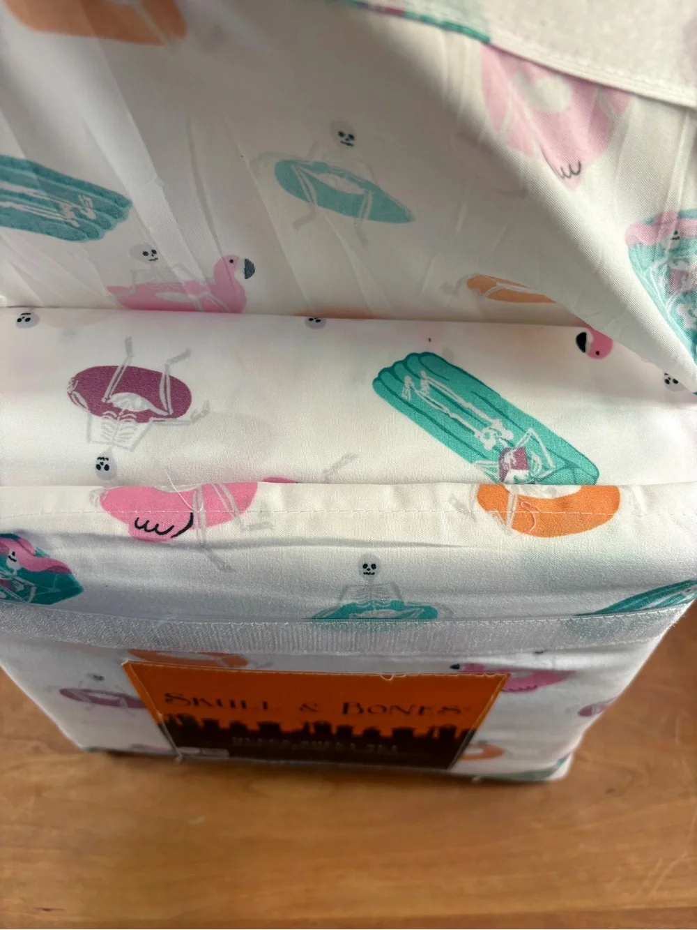 Halloween Skull & Bones Skeleton Pool Party Queen 4-Piece Sheet Set, NEW